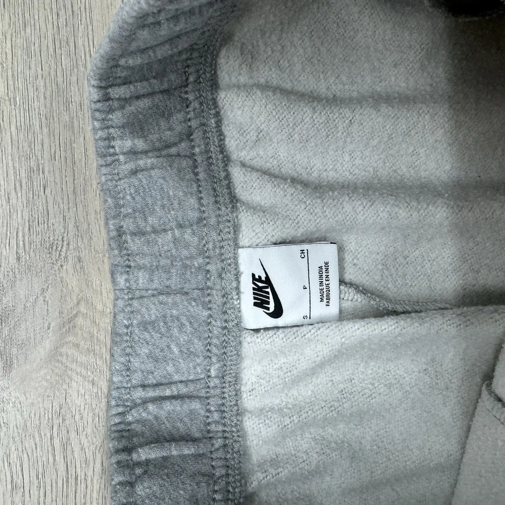 Nike Gray‎ Jogger Sweatpants Men's Sz S Gym Trendy Casual Comfy